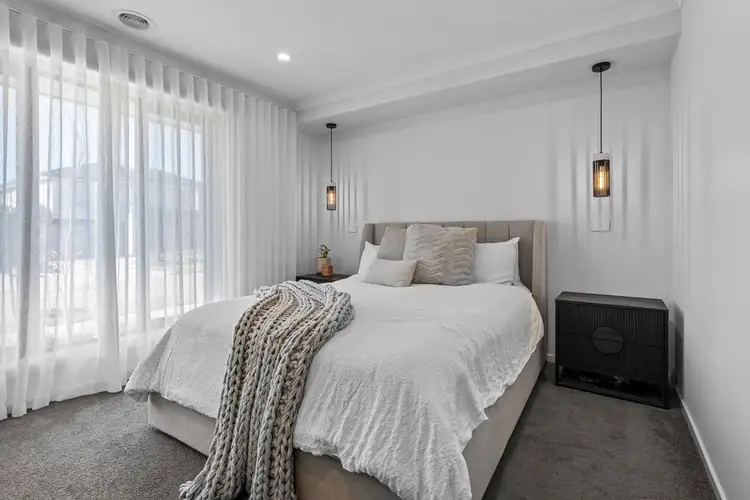 Sixth view of Homely house listing, 4 Pecan Grove, Clyde North VIC 3978