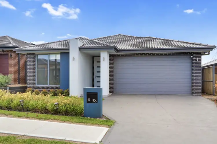 33 Rangy Street, Box Hill NSW 2765