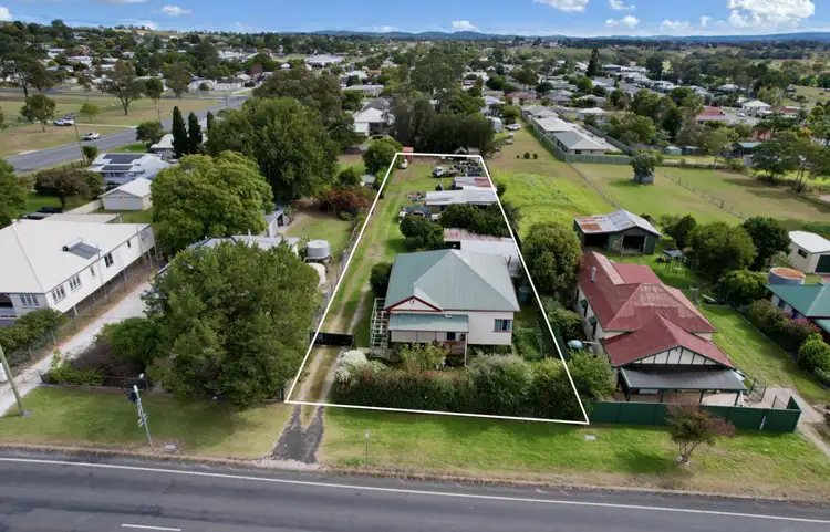 31 Wallace Street, Warwick QLD 4370