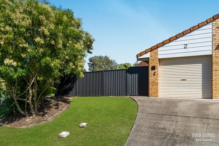 2/2 Oscar Court, Oxenford QLD 4210