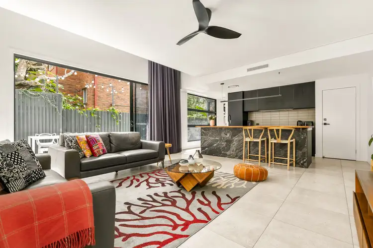 21 Oxley Lane, New Farm QLD 4005