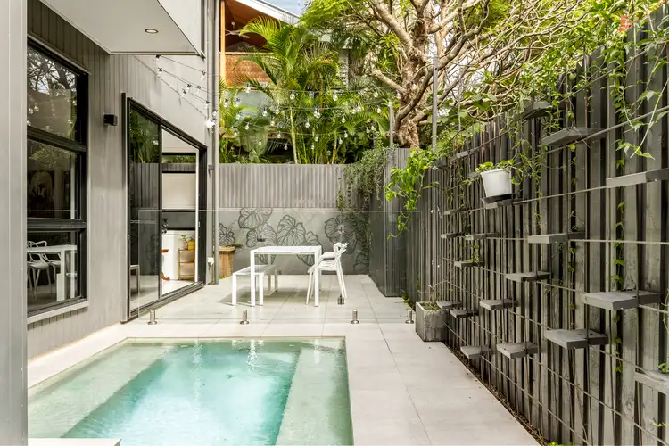21 Oxley Lane, New Farm QLD 4005