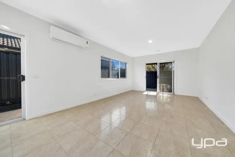 Sixth view of Homely unit listing, 5A Antwerp Street, Dallas VIC 3047