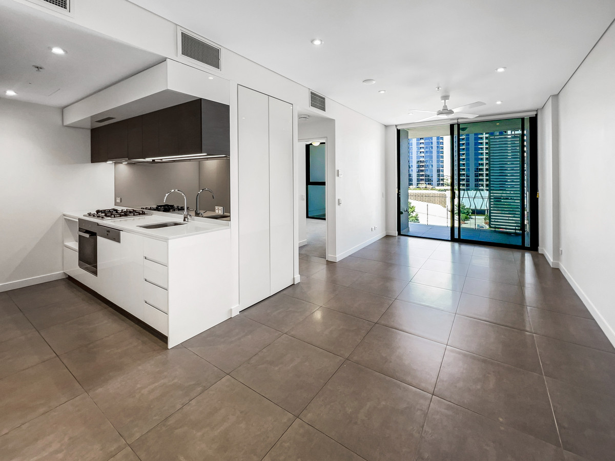 Main view of Homely apartment listing, 1073/33 Remora Road, Hamilton QLD 4007