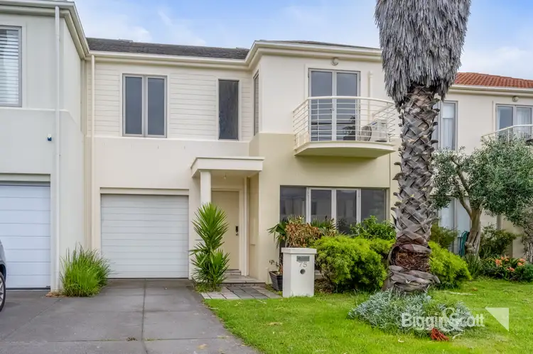 75 Beacon Vista, Port Melbourne VIC 3207