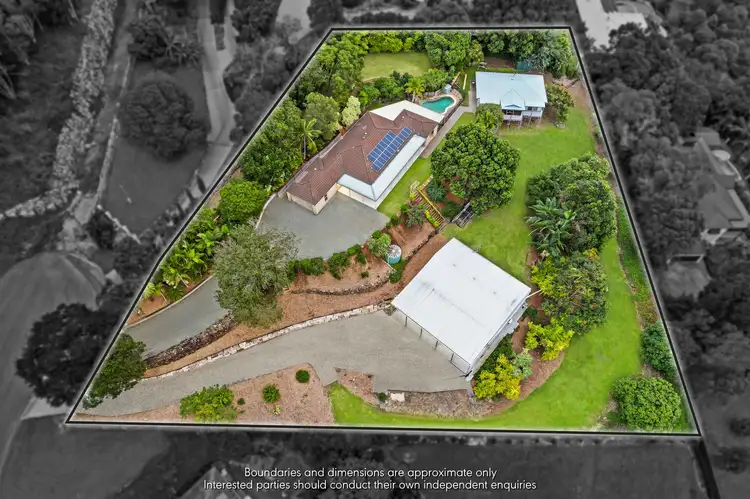 19-21 Bahrview Drive, Bahrs Scrub QLD 4207