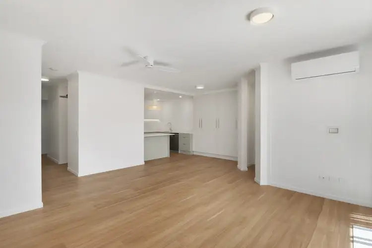 24/3-7 Eady Avenue, Broadbeach Waters QLD 4218