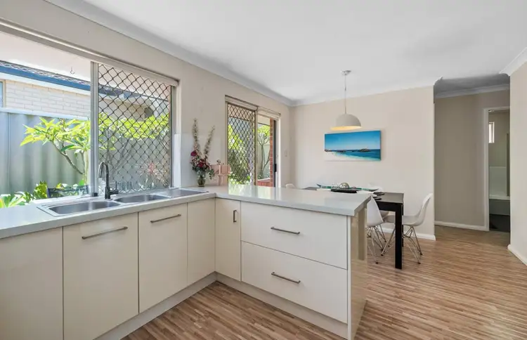 Fifth view of Homely unit listing, 6/7 Clarence Street, Tuart Hill WA 6060