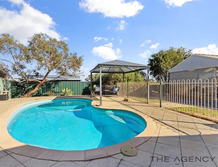 6 Burrows Place, Parmelia WA 6167