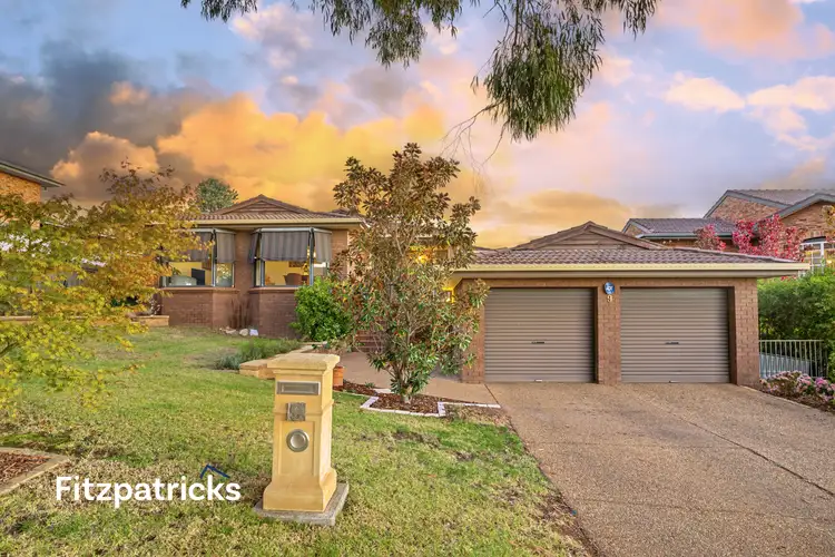 9 Allambie Way, Mount Austin NSW 2650