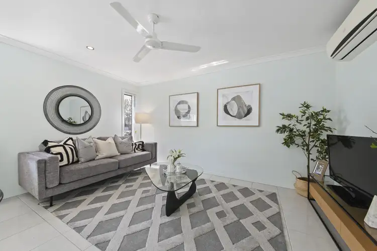 45 Jenolan Lane, Fitzgibbon QLD 4018