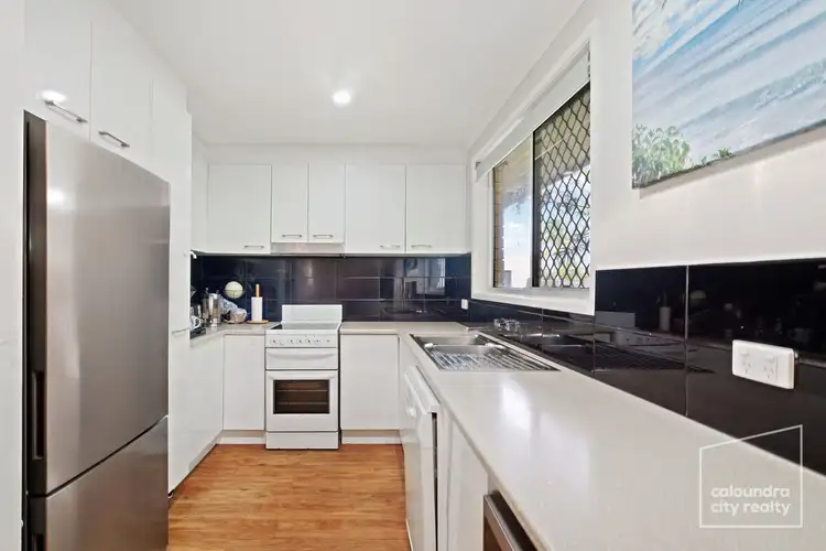Third view of Homely house listing, 2 Crusader Street, Battery Hill QLD 4551