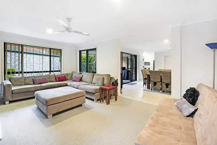12 Eudonia Court, Elanora QLD 4221