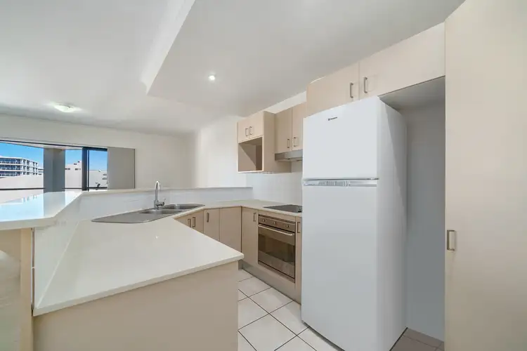 Sixth view of Homely unit listing, 18/5 Rock Street, Scarborough QLD 4020