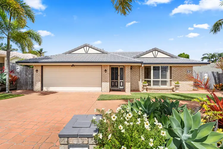 17 Mcliver Street, Kawungan QLD 4655