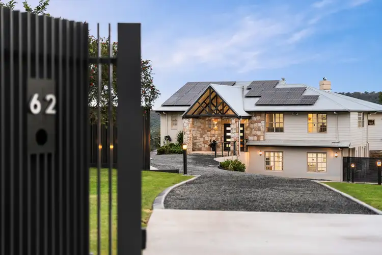 62 Skyline Drive, Blue Mountain Heights QLD 4350