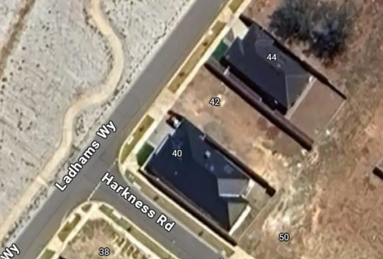 42 Ladhams Way, Maddingley VIC 3340