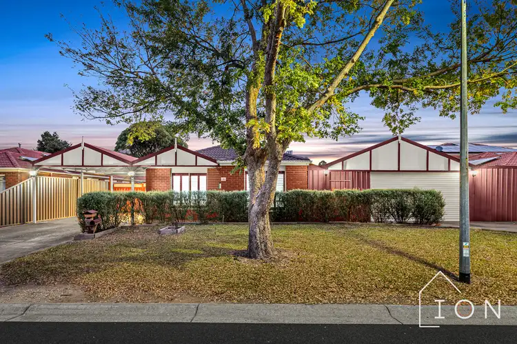 11 Turanga Place, Hallam VIC 3803