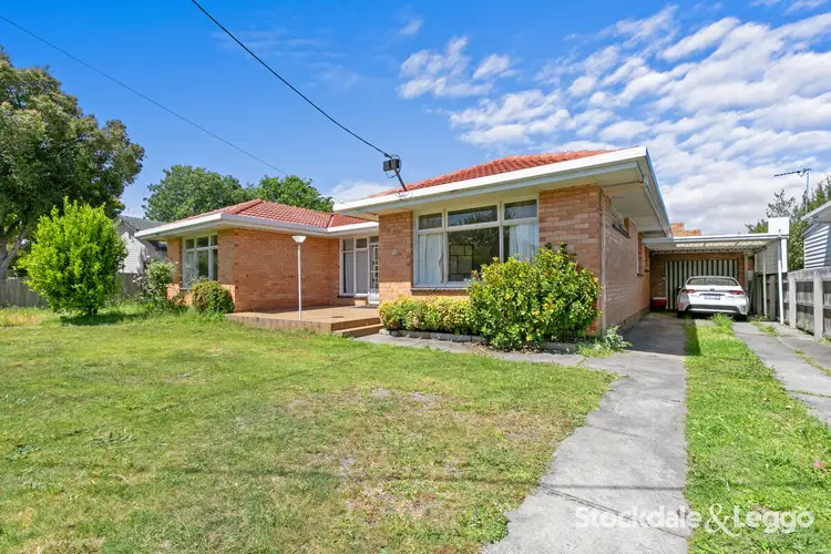 Fifth view of Homely house listing, 10 Vindon Avenue, Morwell VIC 3840