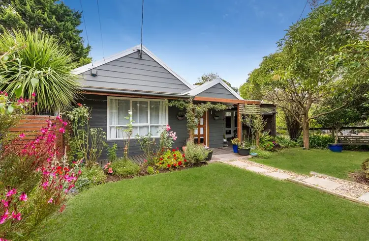 42 Kolora Crescent, Mount Eliza VIC 3930
