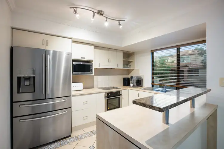 89/20 Fairway Drive, Clear Island Waters QLD 4226