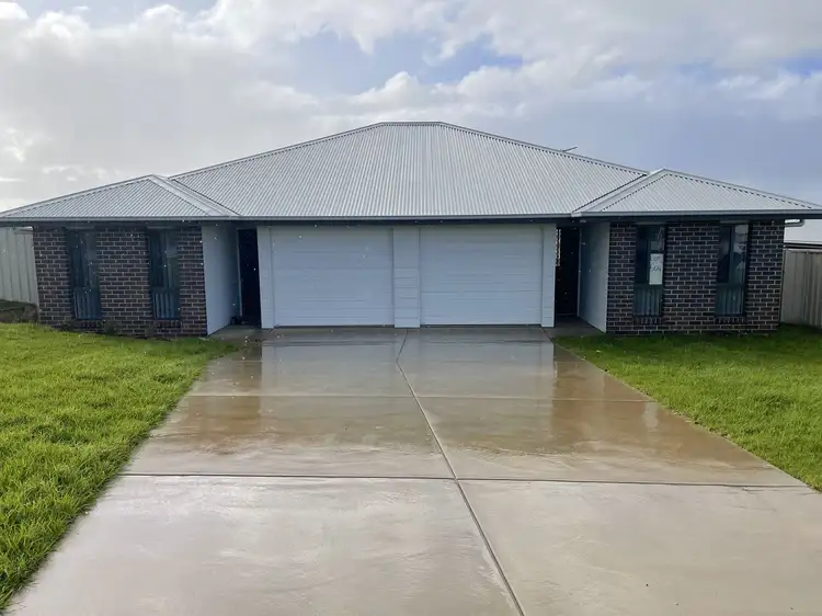 1/1 Wyoming Avenue, Gobbagombalin NSW 2650