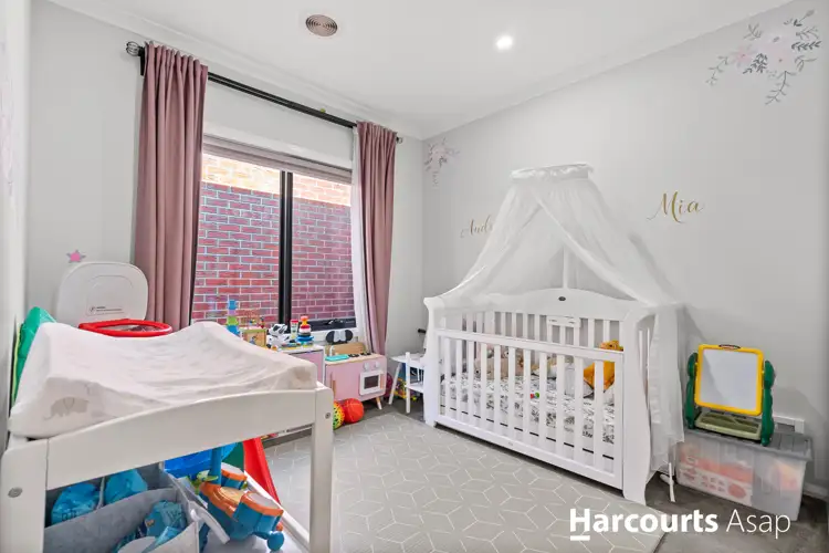Sixth view of Homely house listing, 37 Troups Creek Promenade, Narre Warren VIC 3805