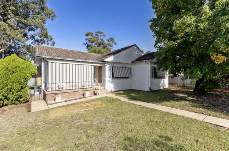 38 Stanley Street, Kooringal NSW 2650