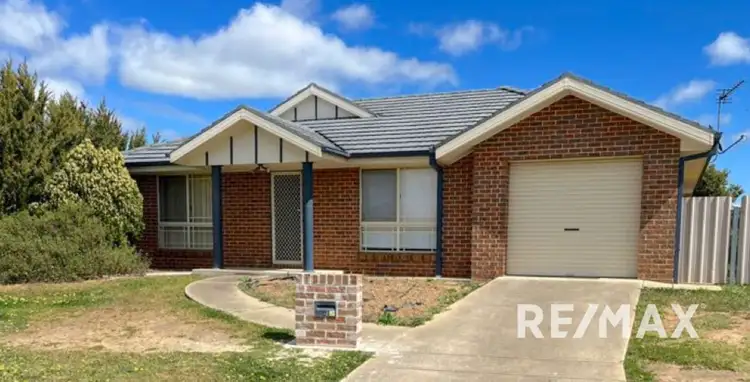 2/17 Nunkeri Street, Glenfield Park NSW 2650
