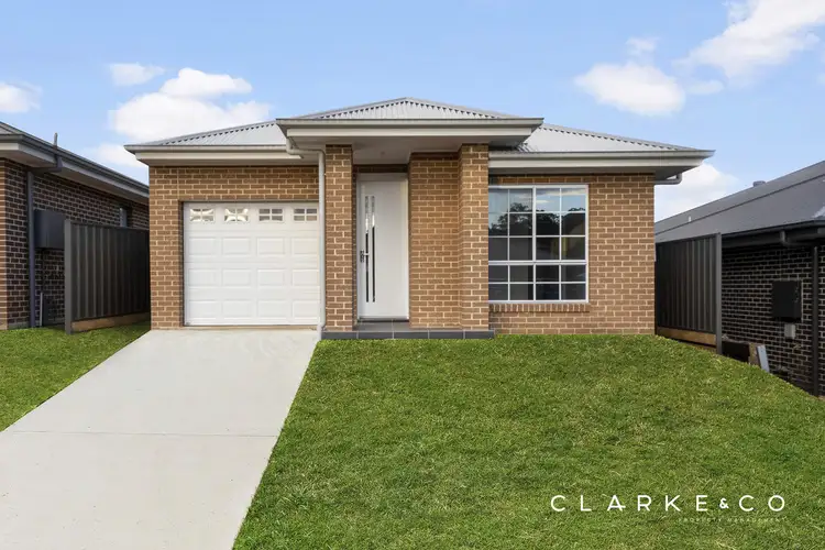 8b Stratford Avenue, Thornton NSW 2322