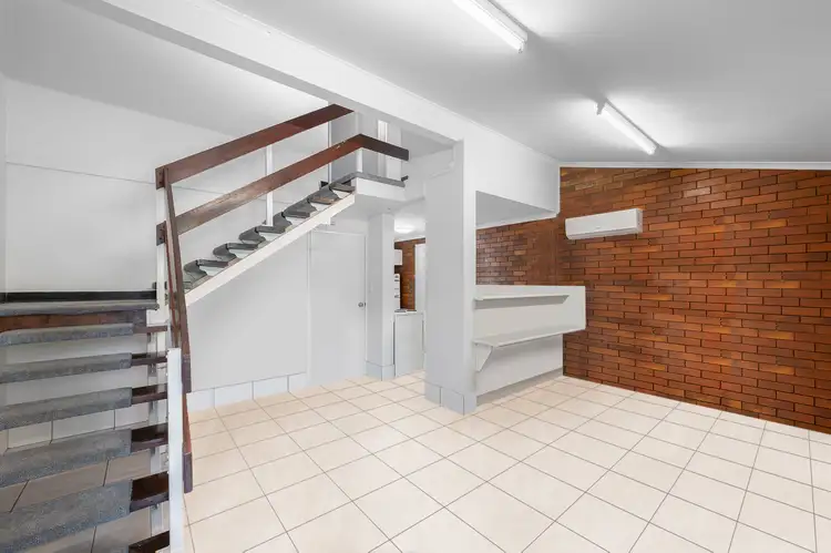 Sixth view of Homely block of units listing, 1-3/120 Auckland Street, Gladstone Central QLD 4680