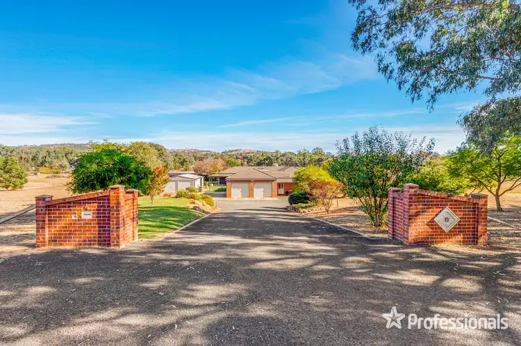 4 Kapooka Road, San Isidore NSW 2650