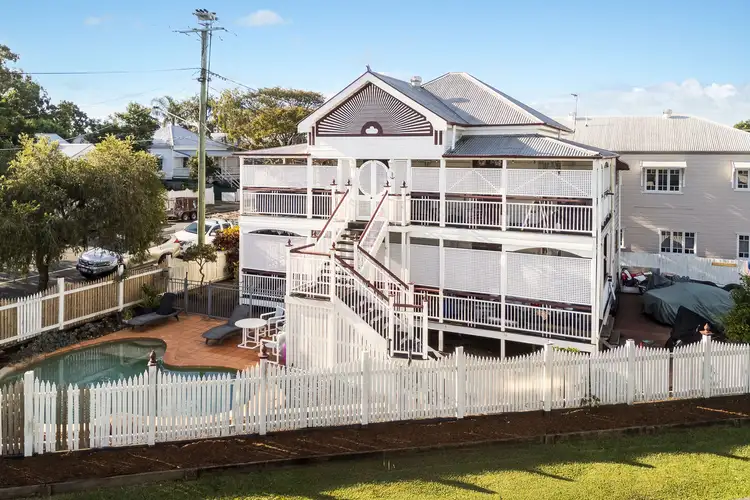 5 Kent Road, Wooloowin QLD 4030