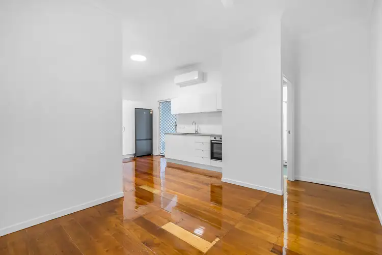 6/286 Lake Street, Cairns North QLD 4870