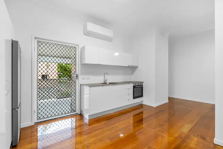 Fourth view of Homely unit listing, 6/286 Lake Street, Cairns North QLD 4870