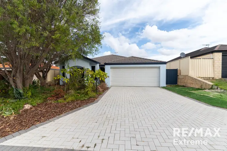 6 Rosea Way, Banksia Grove WA 6031