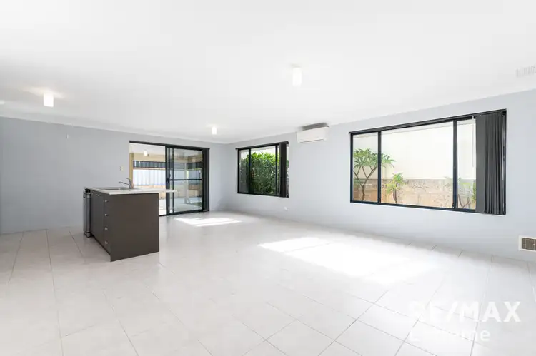 Seventh view of Homely house listing, 6 Rosea Way, Banksia Grove WA 6031