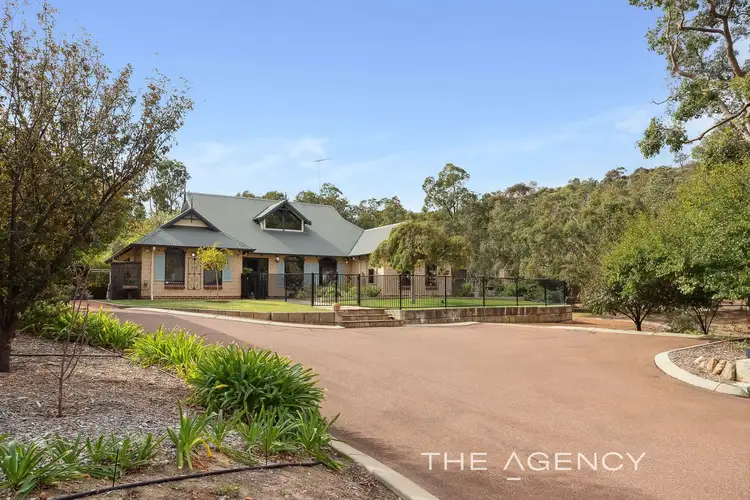 120 John Farrant Drive, Gooseberry Hill WA 6076