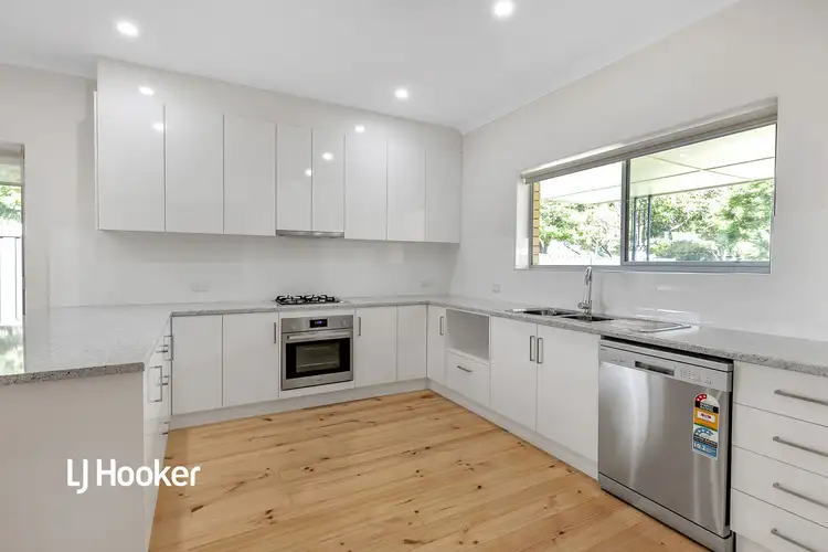 11 Yandra Street