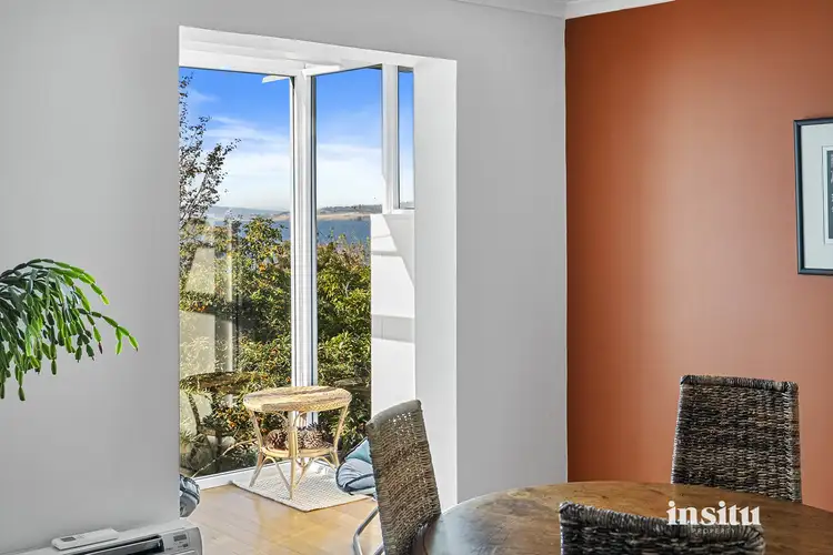 2/122 Channel Highway, Taroona TAS 7053