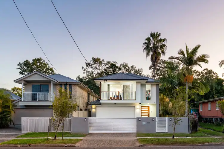 64 Oxley Station Road, Oxley QLD 4075