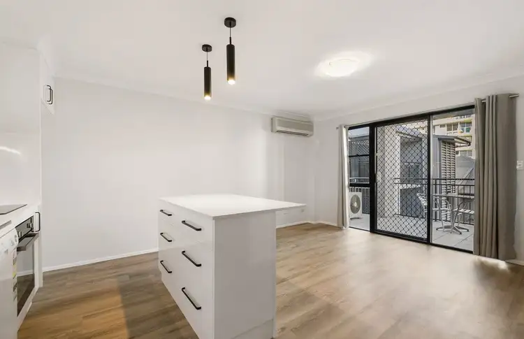 Main view of Homely apartment listing, 36/27 Birley Street, Spring Hill QLD 4000
