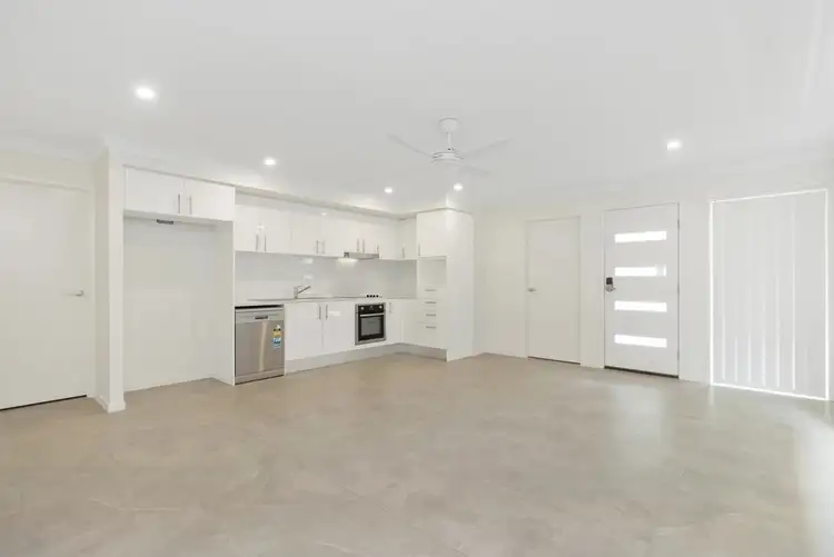 Fourth view of Homely semi-detached listing, 7a/46 Holzheimer Road, Bethania QLD 4205