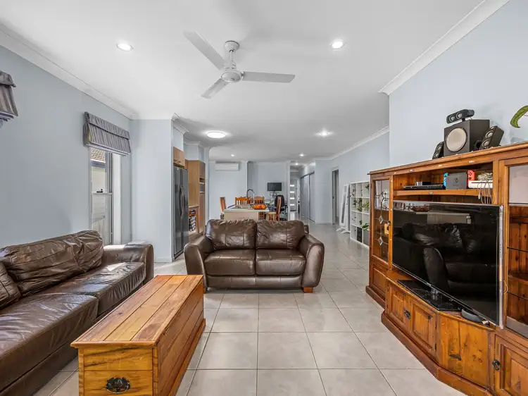 31 Kinglake Avenue, Springfield Lakes QLD 4300
