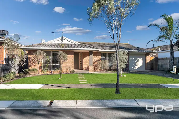 Main view of Homely house listing, 8 Columbia Circuit, Broadmeadows VIC 3047