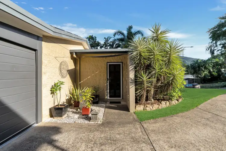 Second view of Homely house listing, 8 Jilbar Close, Caravonica QLD 4878