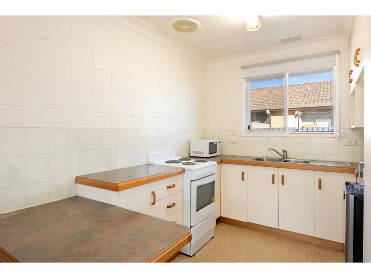 Fourth view of Homely block of units listing, 1-4/416 Kotthoff Street, Lavington NSW 2641