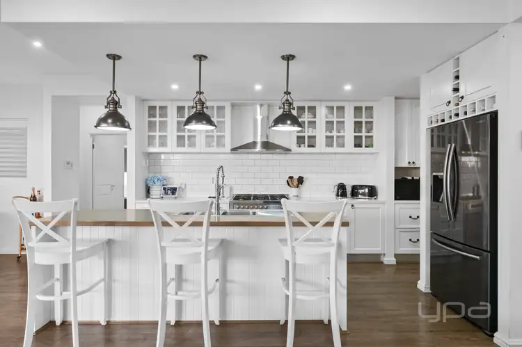 14 Nore Cresent, Weir Views VIC 3338