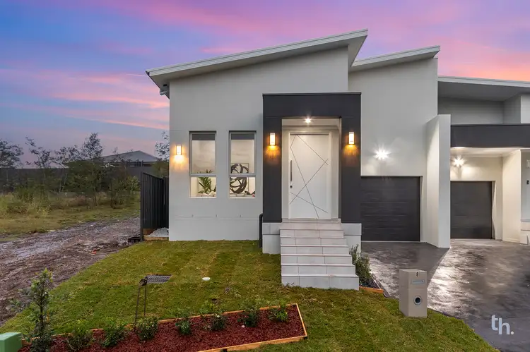 8 Becher Road, Farley NSW 2320