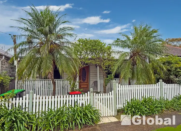 10 Barton Street, Mayfield NSW 2304